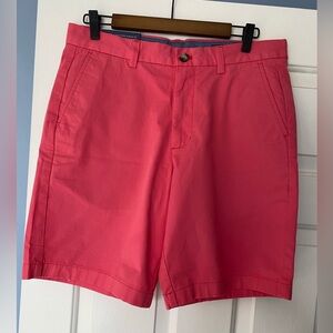 Vineyard Vines mens 9” Breaker Shorts size 32”